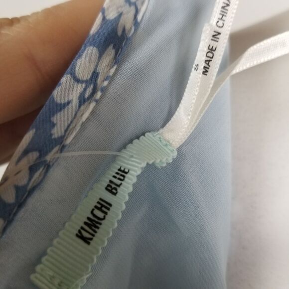 NWT Kimchi Blue Floral Pintuck Chiffon Swing Dress - Picture 7 of 8